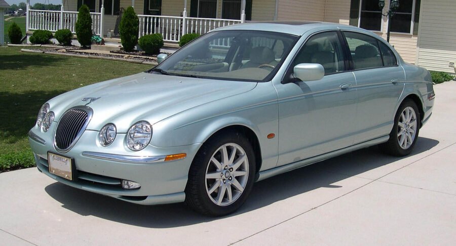 Подробнее о статье Jaguar S-type реальный расход топлива на 100 км. Отзывы